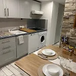 Au Coeur Du Vieil Antibes, T2 Confort Absolu En Front De *