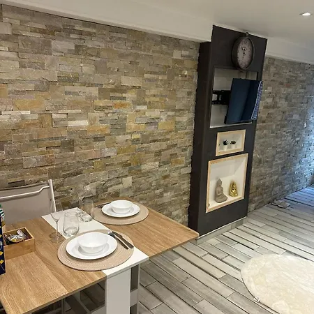 Au Coeur Du Vieil Antibes, T2 Confort Absolu En Front De אנטיב