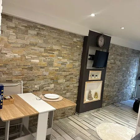 דירה Au Coeur Du Vieil Antibes, T2 Confort Absolu En Front De *